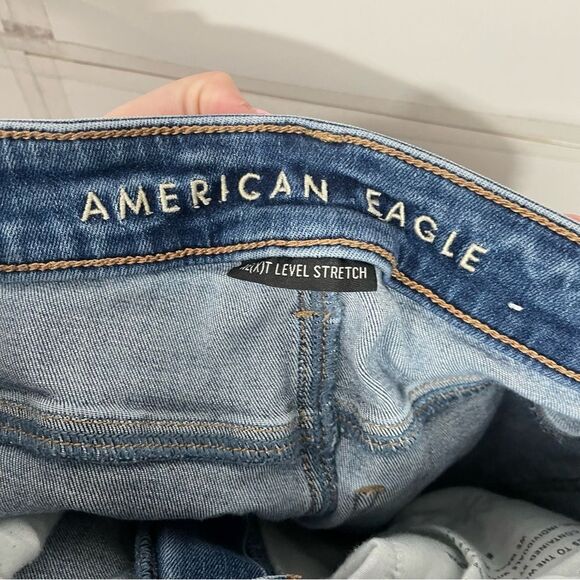 American Eagle Super High Waisted Distressed Skinny Jeans - Picture 6 of 6